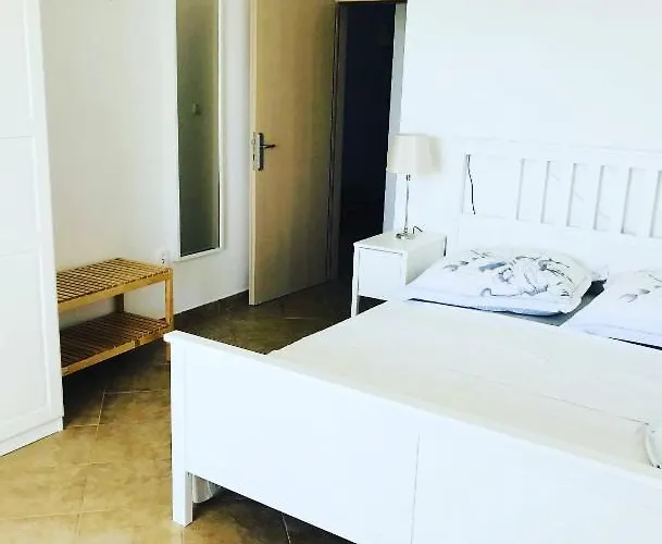 Apartman Sofi Pag At Povljana