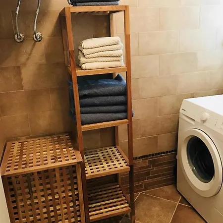 Sofi Pag At Apartmán Povljana