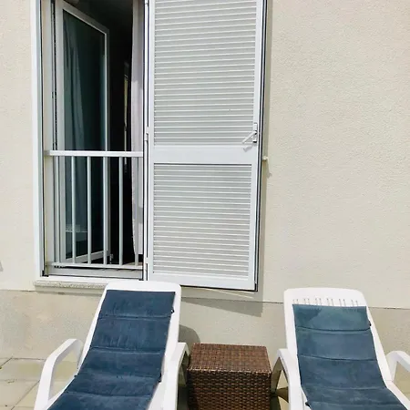 Sofi Pag At Apartmán *